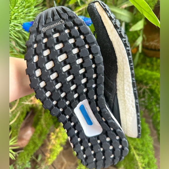 Ultraboost - Picture 7 of 7